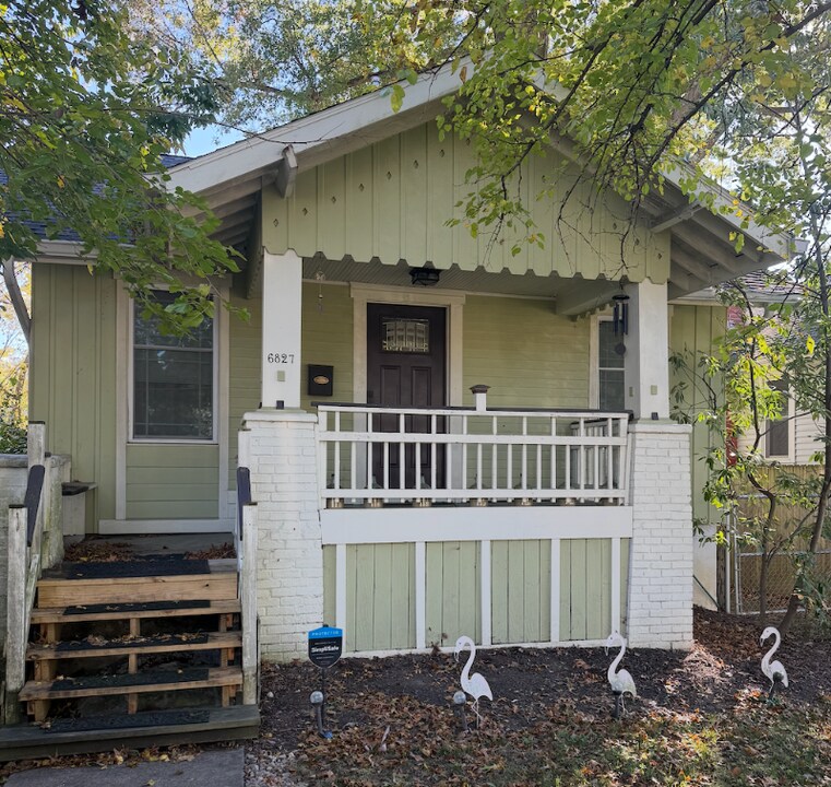 6827 Windward St in Cincinnati, OH - Building Photo