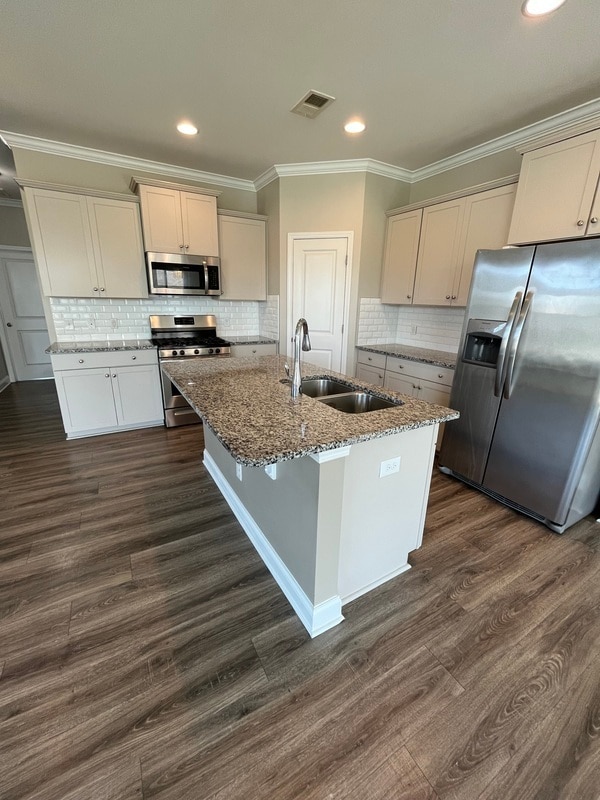 4959 Harris Woods Blvd in Charlotte, NC - Foto de edificio - Building Photo