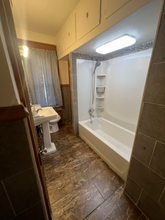 101 W Lancaster Ave, Unit 2fl Apartment in Shillington, PA - Building Photo - Building Photo