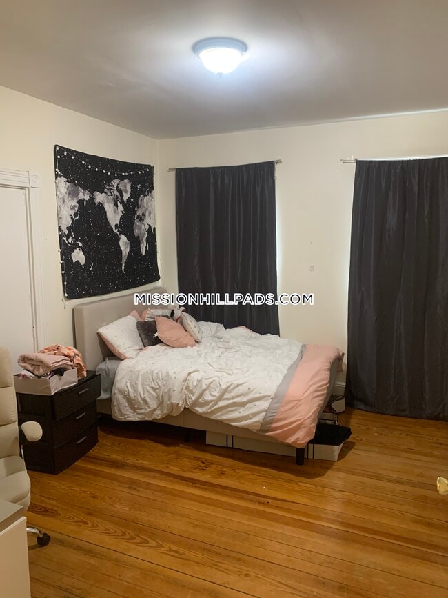 10 Bucknam St, Unit 1
