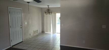 4405 Royal St in Palatka, FL - Building Photo - Building Photo