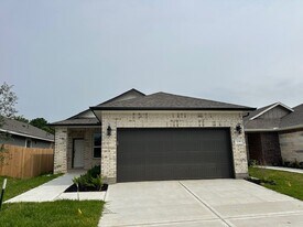 236 Charles Rdg Dr in Conroe, TX - Building Photo