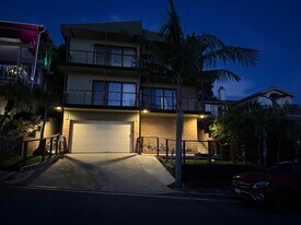 2052 N Terrace Dr, Unit 2052 in Signal Hill, CA - Building Photo