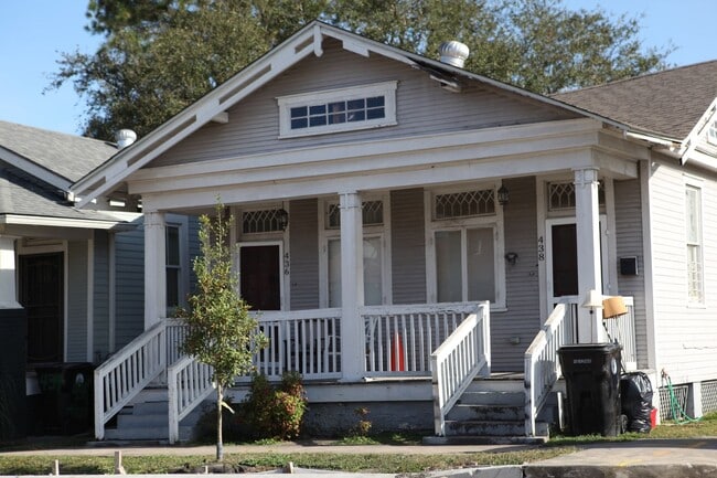 property at 436-438 S Hennessey St