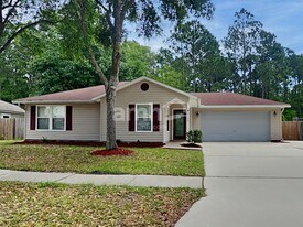 7049 Beekman Lake Dr in Jacksonville, FL - Building Photo