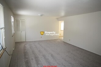 207 N Catherine St in Appleton, WI - Building Photo - Building Photo