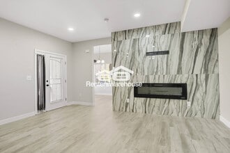 18741 E Water Dr in Aurora, CO - Building Photo - Building Photo