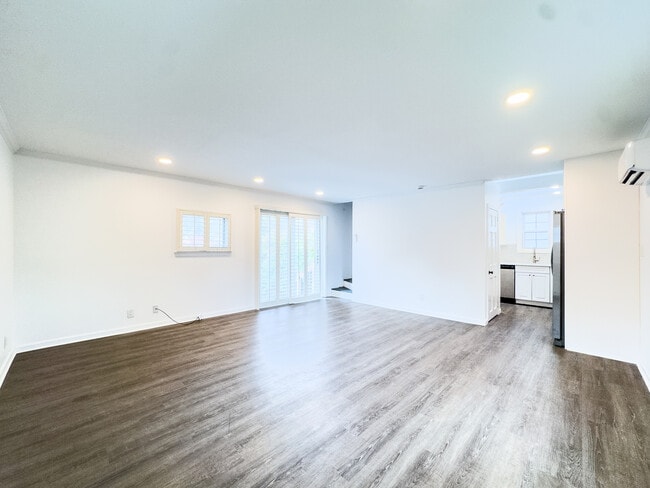 1814 Newfield Ave in Stamford, CT - Building Photo - Building Photo