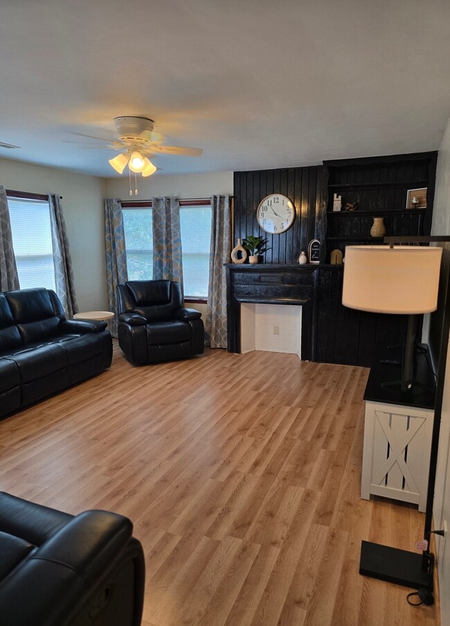 property at 310 Cottage Ct