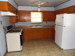 4311 NW Hoover Ave in Lawton, OK - Building Photo - Building Photo