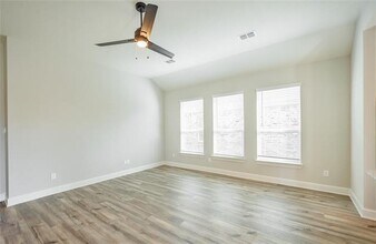 613 Harbor Oaks Dr in Anna, TX - Foto de edificio - Building Photo