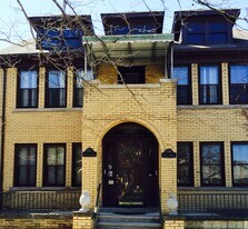 997 Nottingham Rd, Unit 997 Nottingham -1 South in Grosse Pointe Park, MI - Building Photo