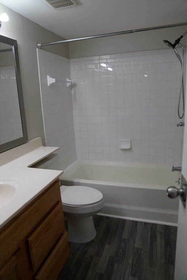 6093 Majors Ln, Unit 4J4 in Columbia, MD - Building Photo - Building Photo