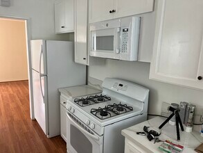 511 Broadway St, Unit Rear unit in Venice, CA - Foto de edificio - Building Photo