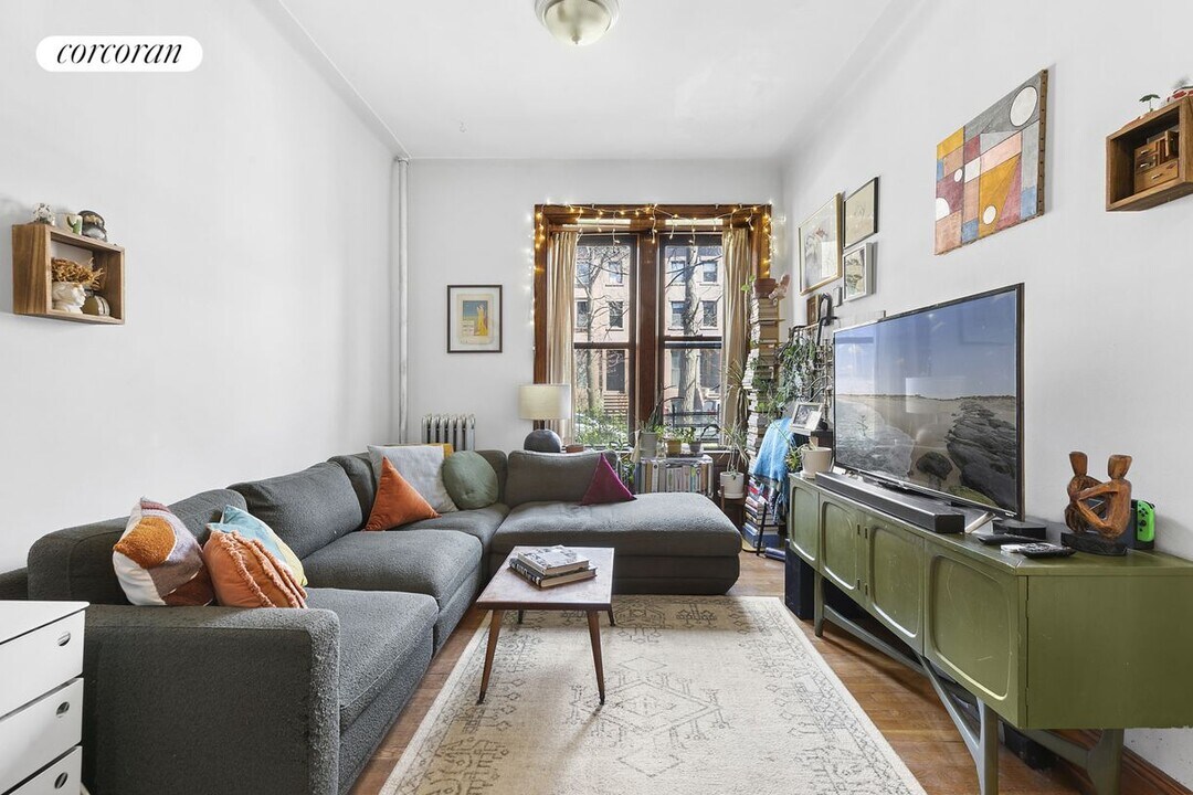 370 Union St in Brooklyn, NY - Building Photo