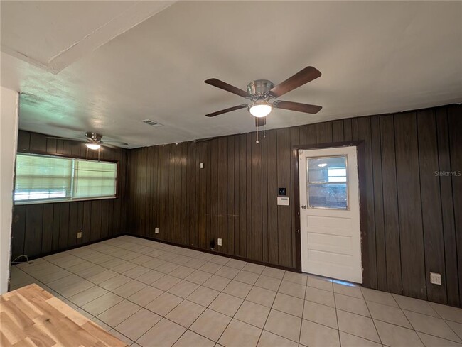 2907 Sam Hicks Rd in Plant City, FL - Building Photo - Building Photo