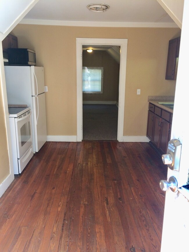 656 E 8th Ave in Bowling Green, KY - Building Photo - Building Photo