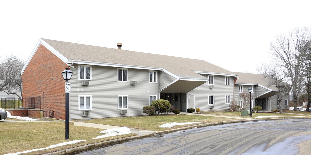 Branford Hills Apartments Branford, CT Apartments