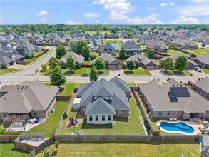 5702 S 60th Pl in Rogers, AR - Building Photo - Building Photo