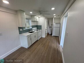 1110 W Las Olas Blvd in Fort Lauderdale, FL - Building Photo - Building Photo