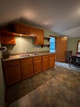 2444 W 10th St in Cleveland, OH - Building Photo - Building Photo