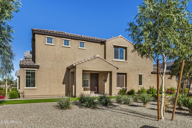 2042 W Lariat Ln in Phoenix, AZ - Building Photo - Building Photo