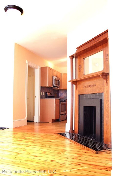 206 N Winooski Ave in Burlington, VT - Building Photo