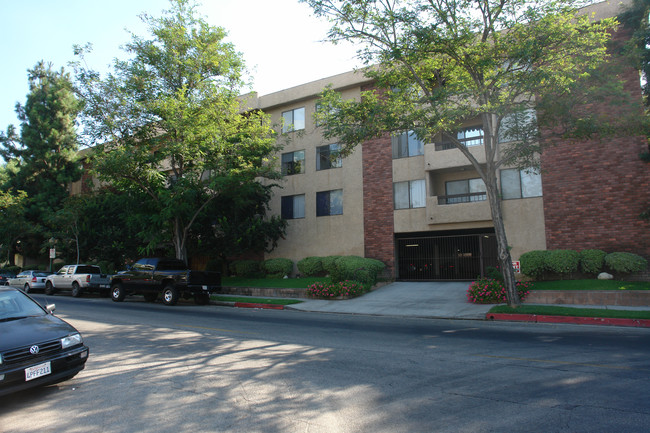 316 N Maryland Ave in Glendale, CA - Foto de edificio - Building Photo