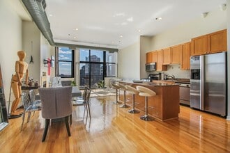 547 S Clark St in Chicago, IL - Building Photo - Building Photo