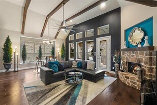 4711 Taylor Ln in Grapevine, TX - Building Photo