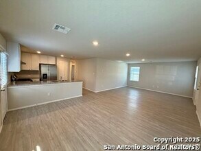 5115 Hornbeck Hts in Converse, TX - Building Photo - Building Photo