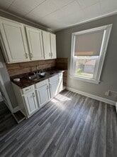 1401 N Court St in Rockford, IL - Building Photo - Building Photo