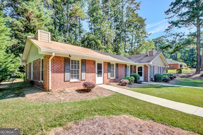property at 135 Belle Dr