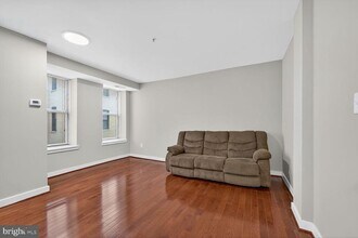 1440 W St NW in Washington, DC - Building Photo - Building Photo