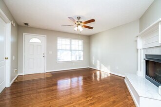 3525 Mt View Ridge Dr in Nashville, TN - Building Photo - Building Photo