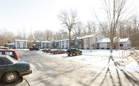 Beech Trail Apartments in Montrose, MI - Building Photo - Building Photo