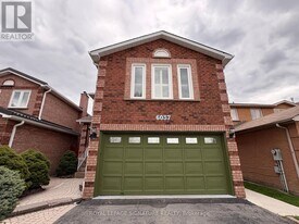 6037 Duford Dr in Mississauga, ON - Building Photo