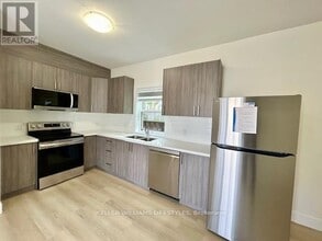 178 Woodward Ave in London, ON - Building Photo - Building Photo