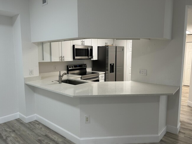 2724 Anzio Ct in Palm Beach Gardens, FL - Building Photo - Building Photo