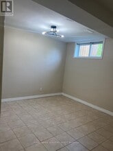 276 Vansickle Rd in St Catharines, ON - Building Photo - Building Photo