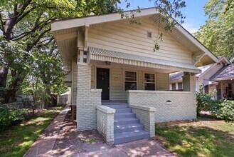 631 SW Lindenwood Ave in Topeka, KS - Building Photo - Building Photo