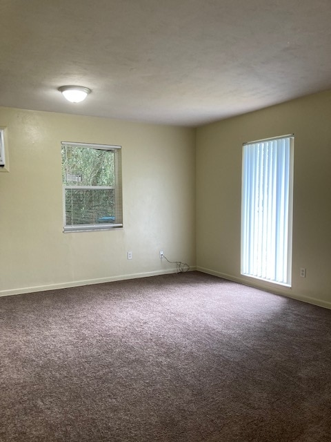 943 N Village Dr in Deltona, FL - Building Photo - Building Photo