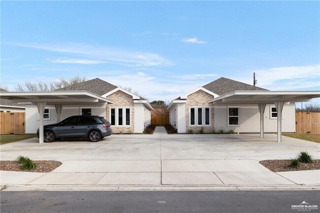 property at 804 N Clarence Ave