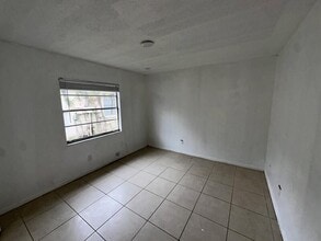 5523 Lehigh Ave in Orlando, FL - Building Photo - Building Photo