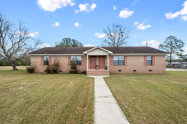 property at 201 S Cypress St