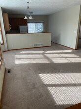 5513 Sandhutton Ct, Unit 5513 in Rockford, IL - Building Photo - Building Photo