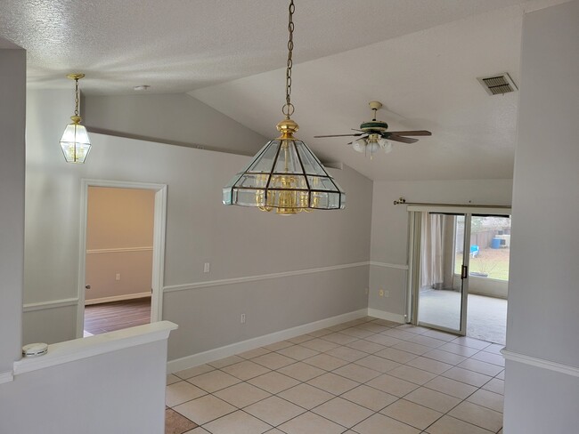 843 Park Valley Cir in Minneola, FL - Building Photo - Building Photo