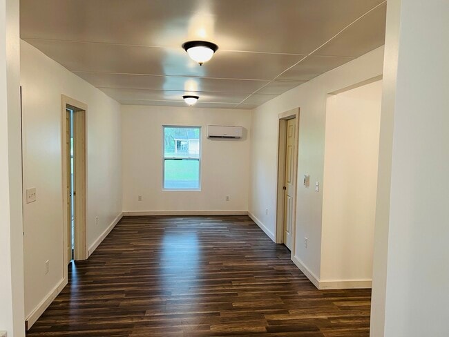 483 SE Margaret Dr in Lake City, FL - Building Photo - Building Photo