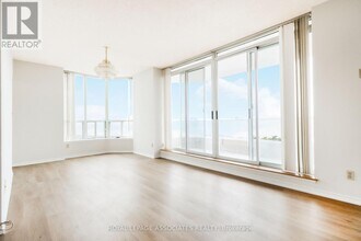 400-1400 McLevin Ave in Toronto, ON - Building Photo - Building Photo