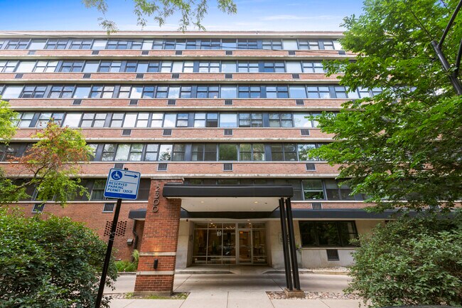 property at 2300 N Commonwealth Ave